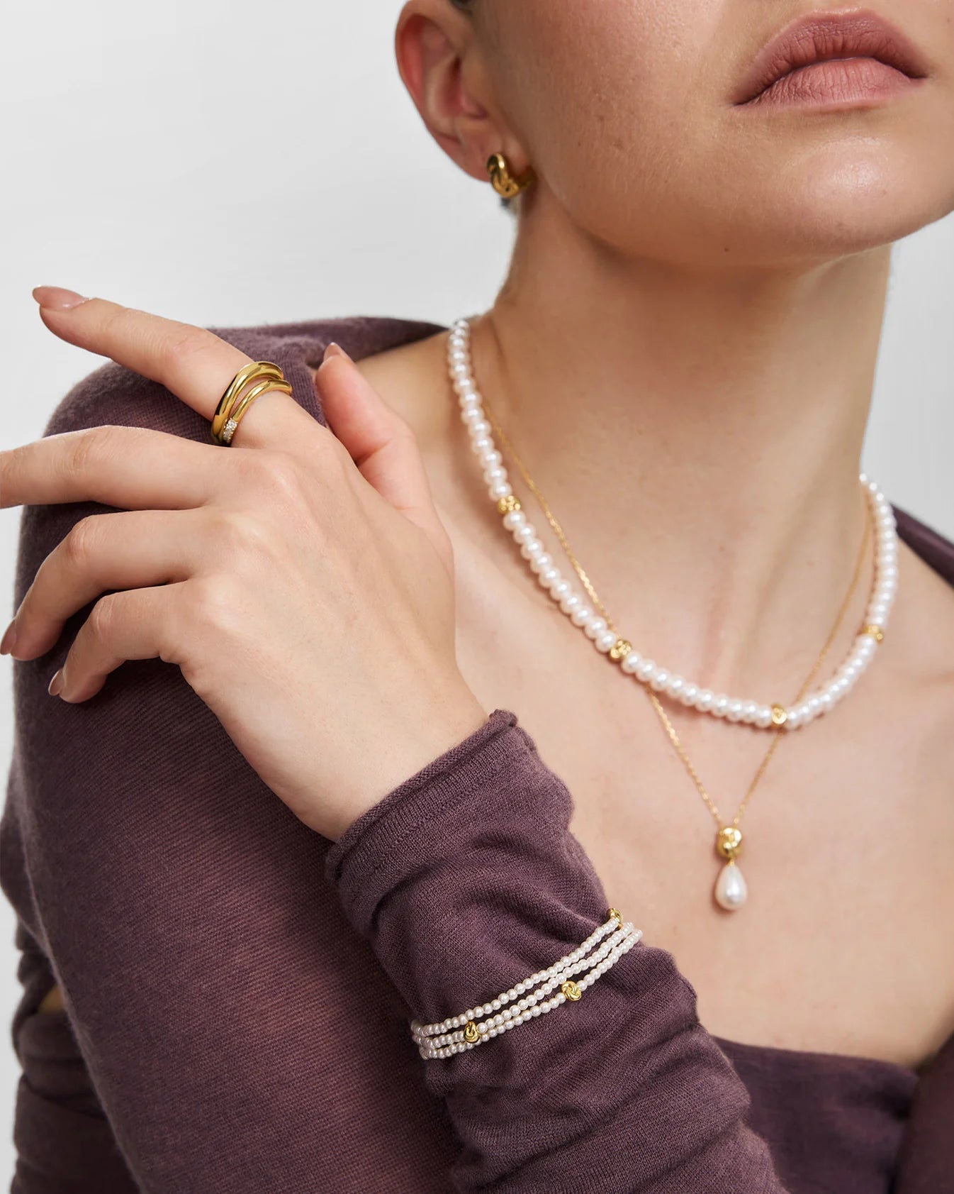 Gold Glass Pearl &amp; Twist Beaded Bracelet