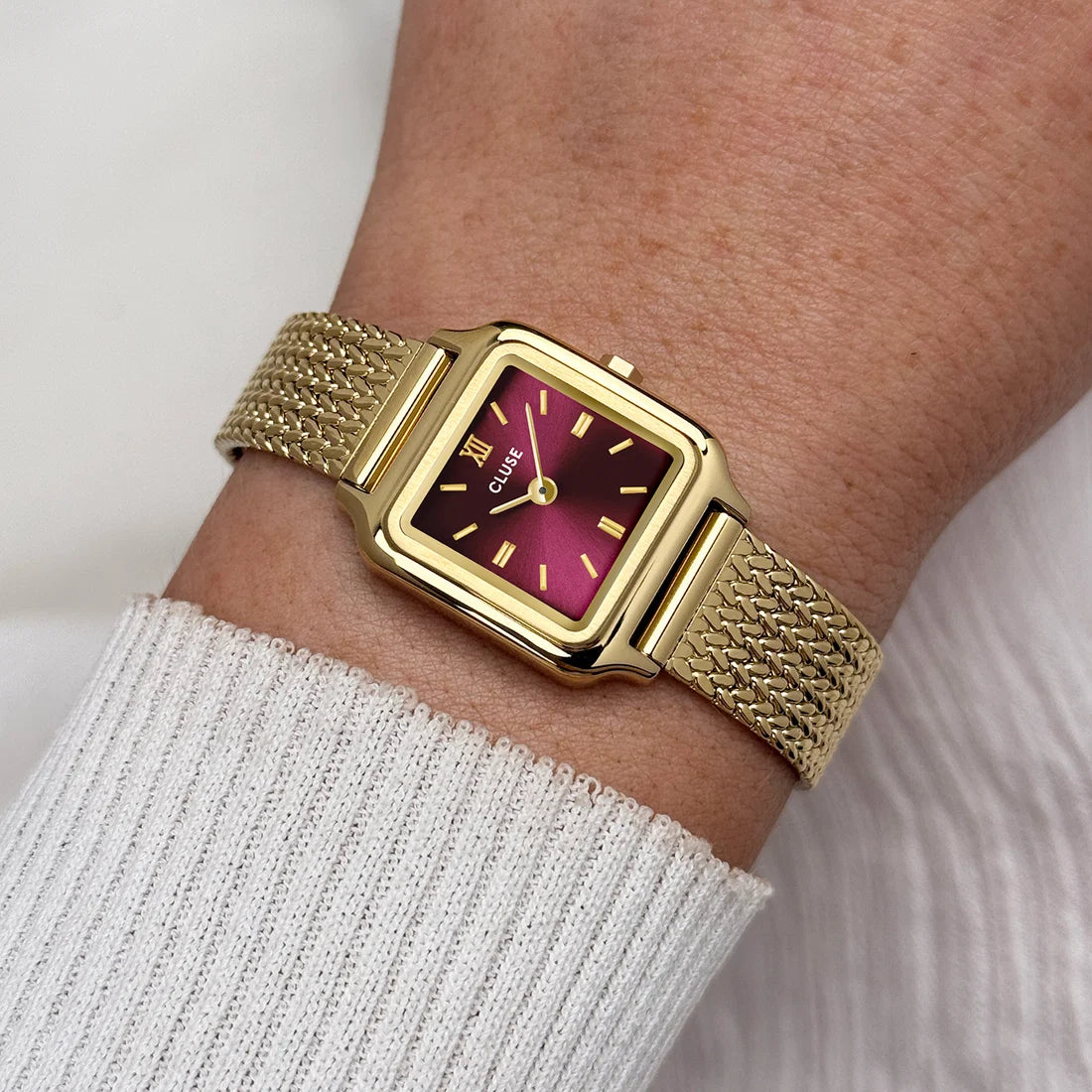 Gracieuse Mini Watch Mesh, Dark Cherry, Gold Colour