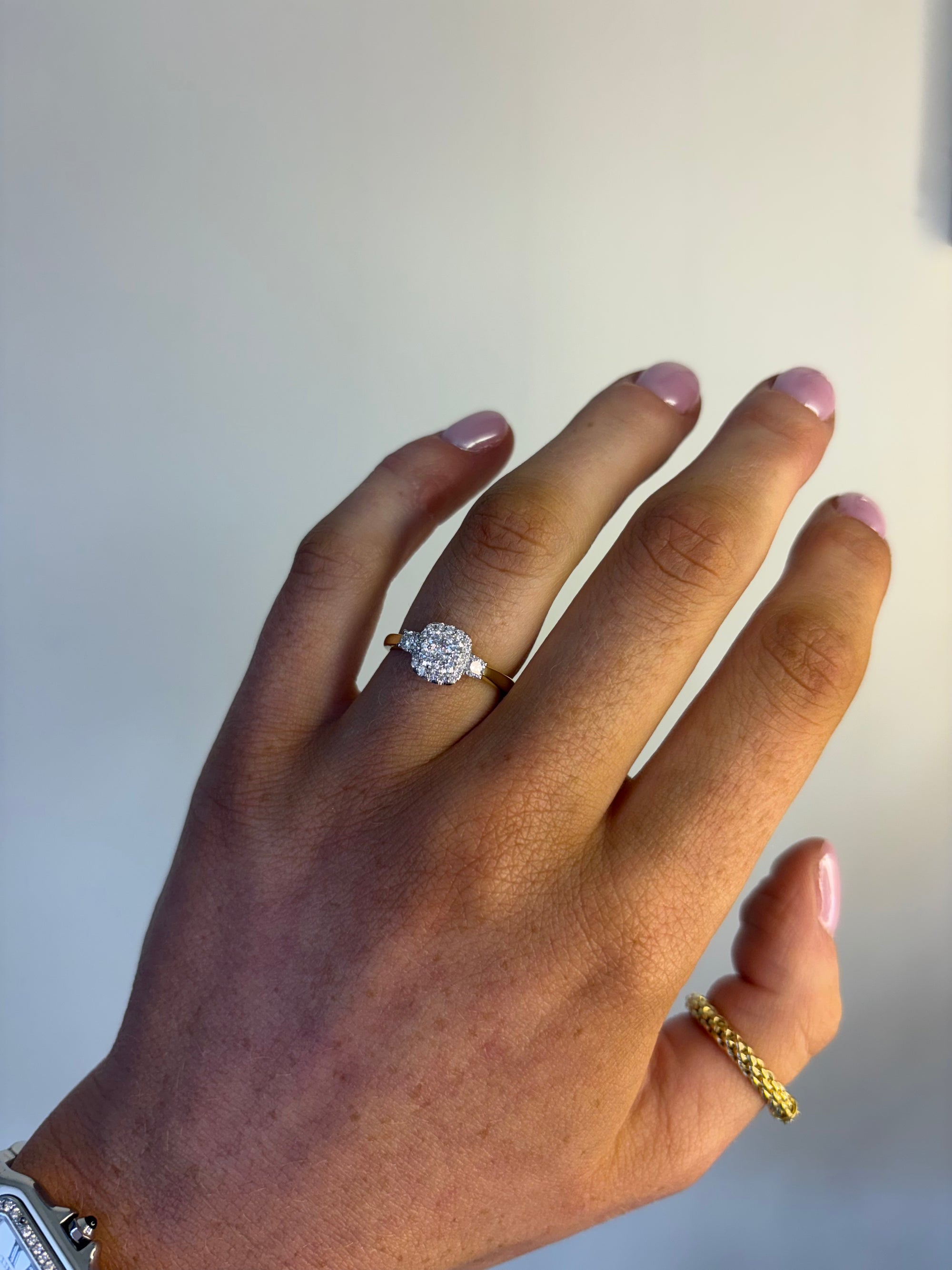 Amy - 18ct Yellow Gold Earth Grown Cluster Diamond Ring